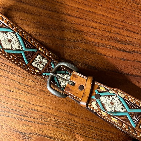 Vintage leather belt - Picture 1 of 4